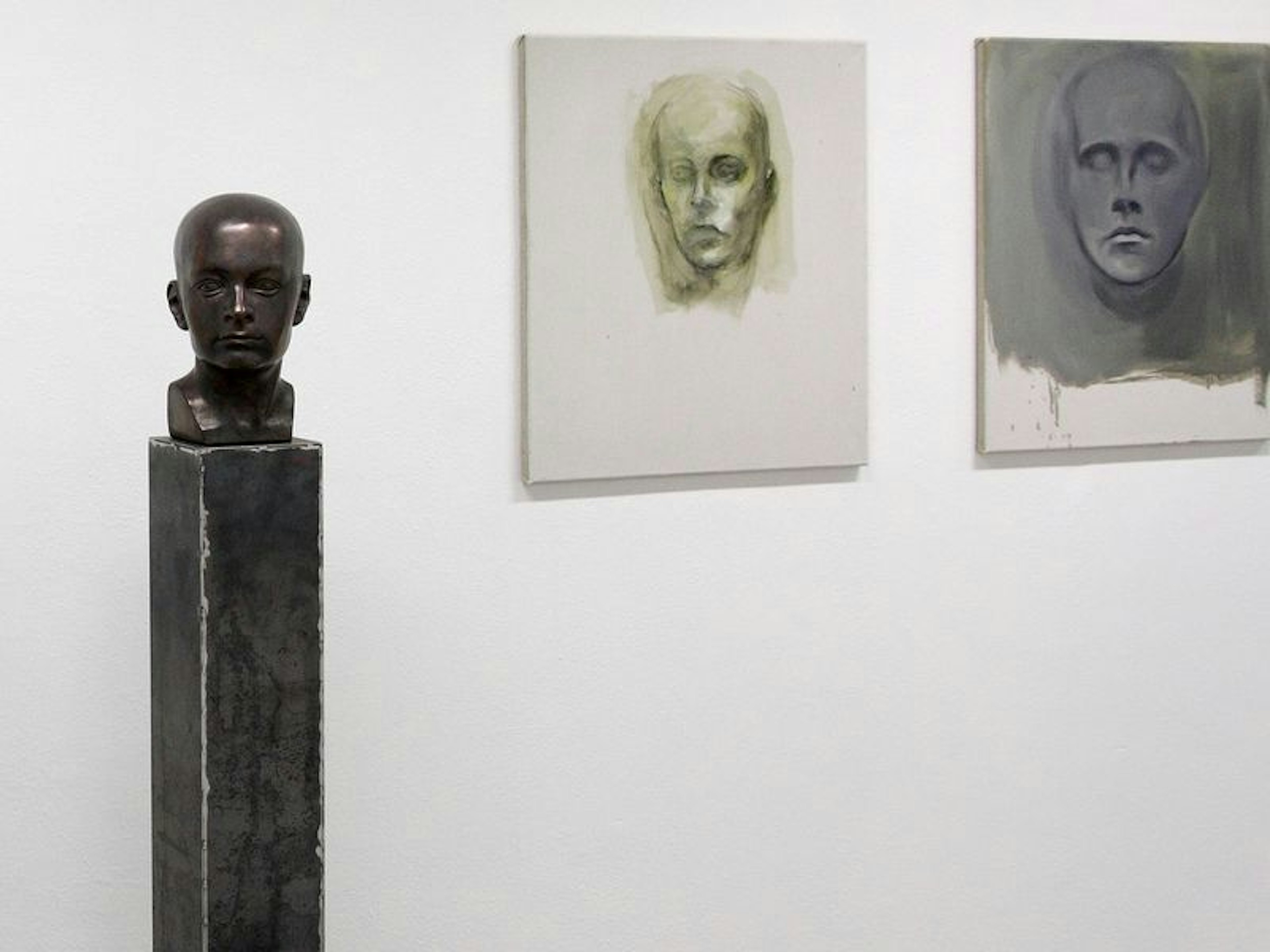 Pohled do expozice galerie T-Kabinet ve Zlíně